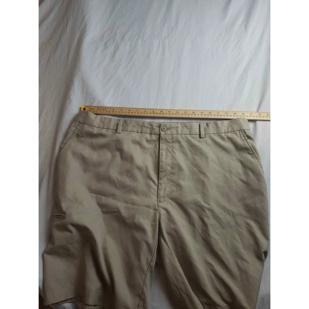 Perry Ellis Golf Shorts Mens Size 42‎ Tan Chino Khaki Outdoor Flat Front Preppy